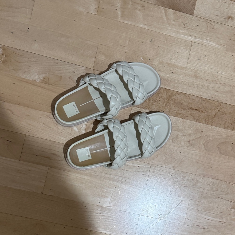 Dolce Vita Women's Tan Braided Sandals - Picture 8 of 8